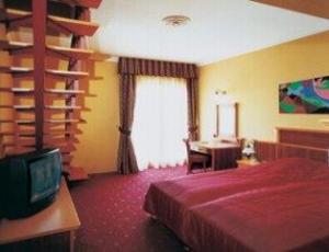 Laroba Hotel