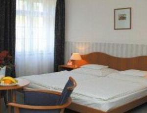 Hunguest Hotel Palota