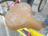 you just have to enjoy cycling on such a beautiful saddle:)